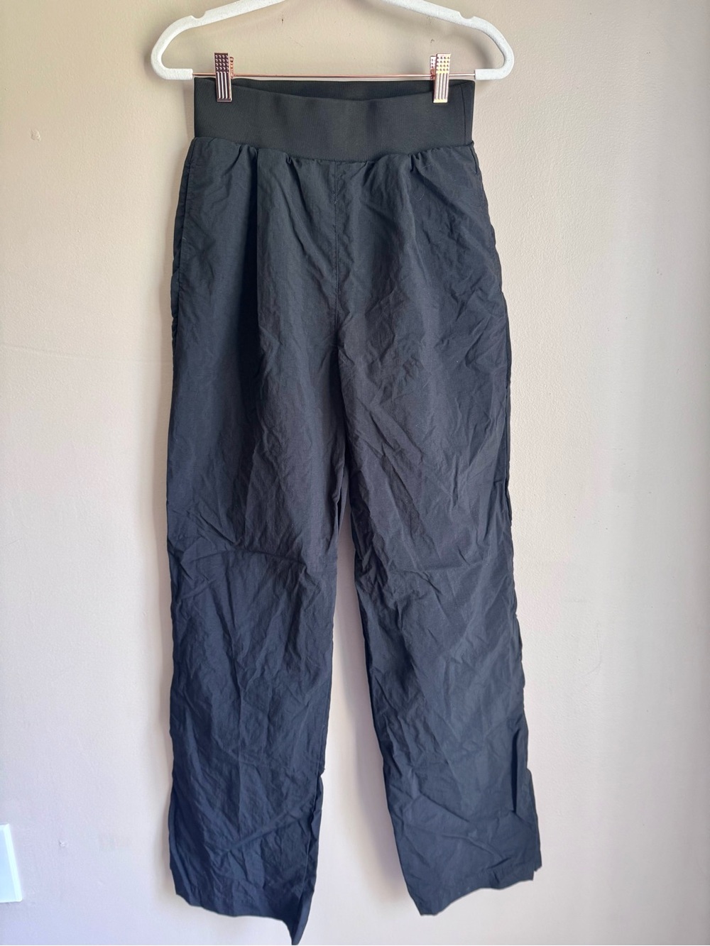 Zara Black Windbreaker Pants Pull On Straight Wide Leg 31.5 Inseam Size S - Picture 1 of 9